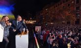 Murcia enciende la Navidad con el corazón por los afectados por la DANA