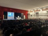 450 alumnos molinenses asisten a una mesa redonda sobre prevención de la adicción a los juegos de azar entre jóvenes