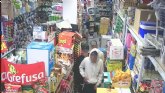 Denuncian un robo con violencia en un supermercado de Totana: 'Eran tres contra uno y temí acabar en el hospital' Denuncian un robo con violencia en un supermercado de Totana: 'Eran tres contra uno y temí acabar en el hospital'