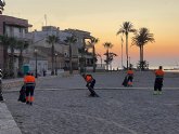 Urbaser recoge en tiempo rcord ms de 1.100 kilos de residuos la noche de San Juan en la playa de Los Alczares