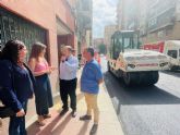 El Proyecto Recupera renueva el asfalto en el Barrio del Carmen