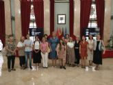 Alumnos del curso 'Operaciones Auxiliares de Servicios Administrativos y Generales' visitan el Saln de Plenos