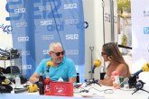 La caravana de la SER hace parada en Puerto de Mazarrón, en una mañana de radio, música y diversión