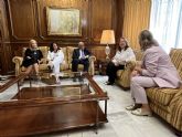 La presidenta de la Asamblea Regional recibe al Colegio Oficial deAbogados de Murcia