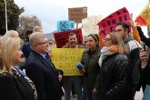 Pepe Vlez: 'Mientras Lpez Miras estaba de juerga en Madrid, los estudiantes de Enfermera de Cartagena estaban encerrados para exigir instalaciones dignas'