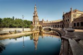 Comienza la instalacin de toldos en el centro de Sevilla