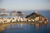 Las playas de La Colonia y Poniente se abren al baño al ser la calidad del agua excelente