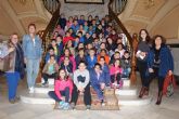 Slumnos de 2º y 3º de Primaria del Colegio Mariano Surez han visitado el Ayuntamiento